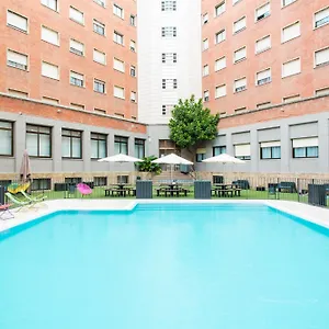  Apartament Residencia Universitaria Resa Diagonal